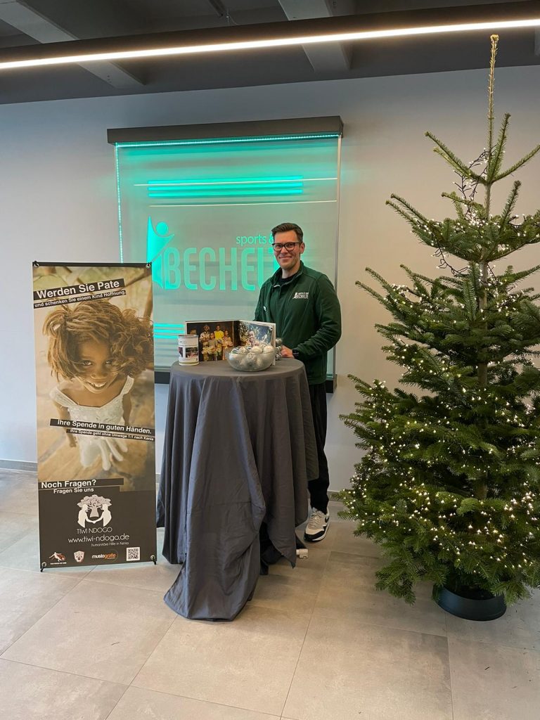 Hauptsponsor Bechelte sports & med unterstützt die Weihnachtsaktion 2024 mit Spenden für 200 Lebensmittelpakete